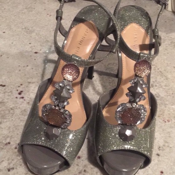 Gianni Bini heels - Picture 2 of 3